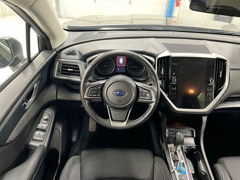 Used 2023 Subaru Ascent Premium image 11