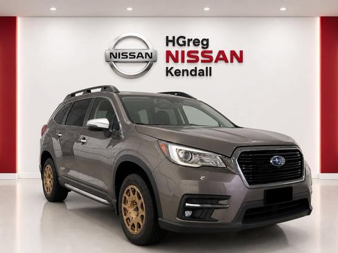 Used 2021 Subaru Ascent Touring AWD/4WD image 6