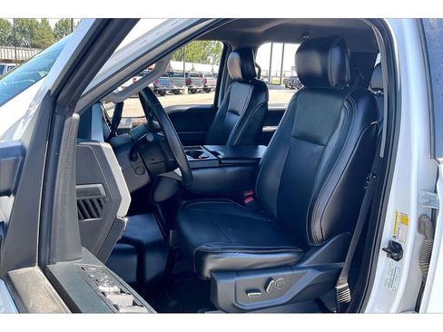 Used 2018 Ford F350 Lariat w/ Lariat Ultimate Package AWD/4WD image 26