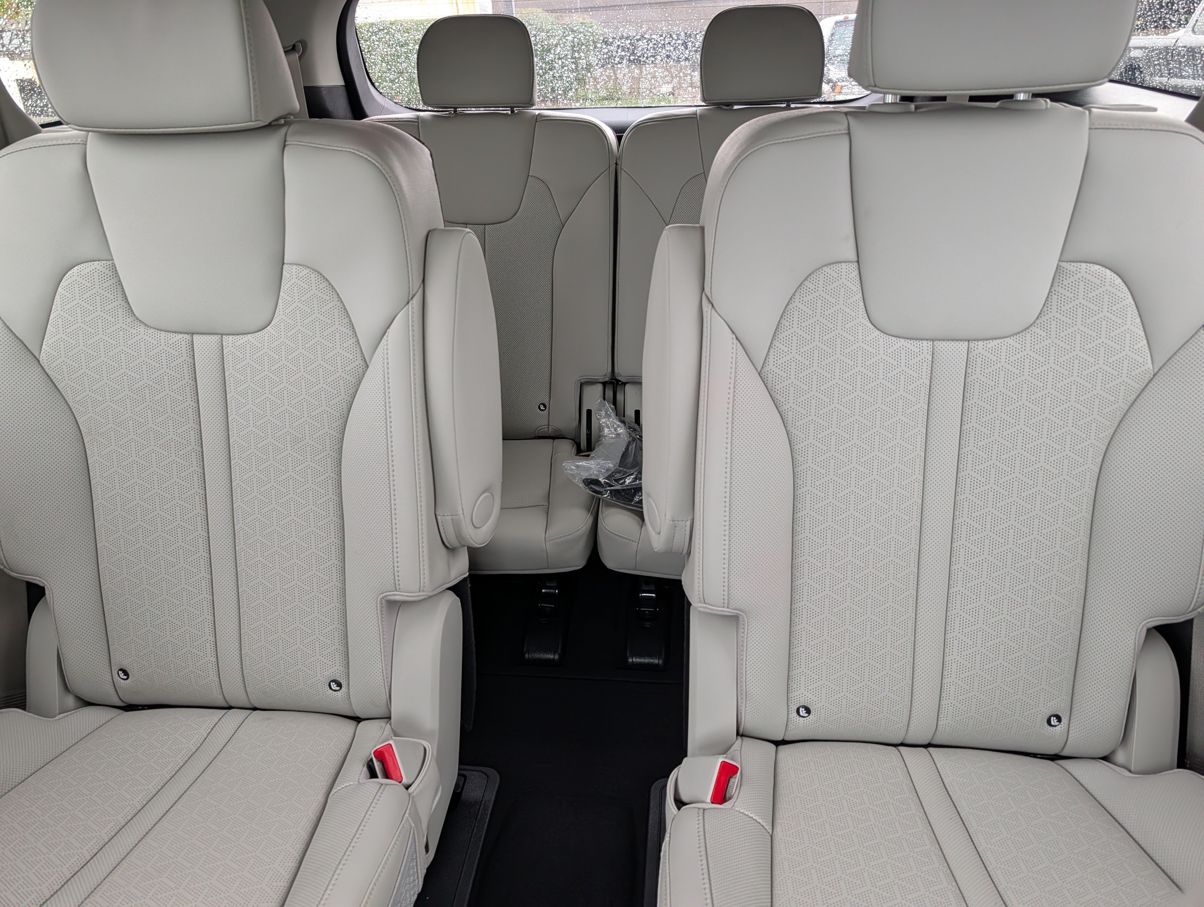 Certified 2023 Kia Sorento SX Prestige AWD/4WD image 13