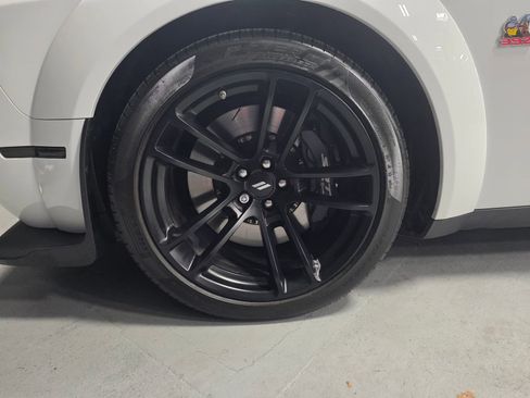 Used 2023 Dodge Challenger R/T Scat Pack RWD image 19