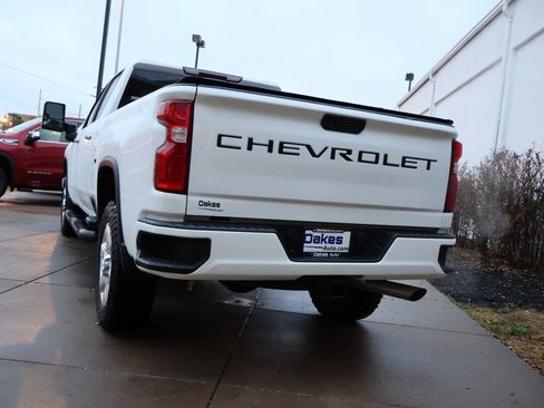 Used 2020 Chevrolet Silverado 2500 LTZ image 5