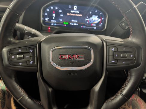 Used 2025 GMC Sierra 2500 AT4X w/ AT4X AEV Edition AWD/4WD image 12