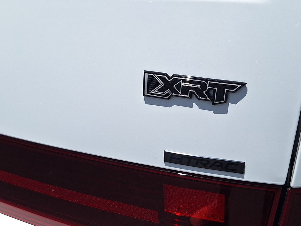 New 2025 Hyundai Santa Fe XRT AWD/4WD image 32