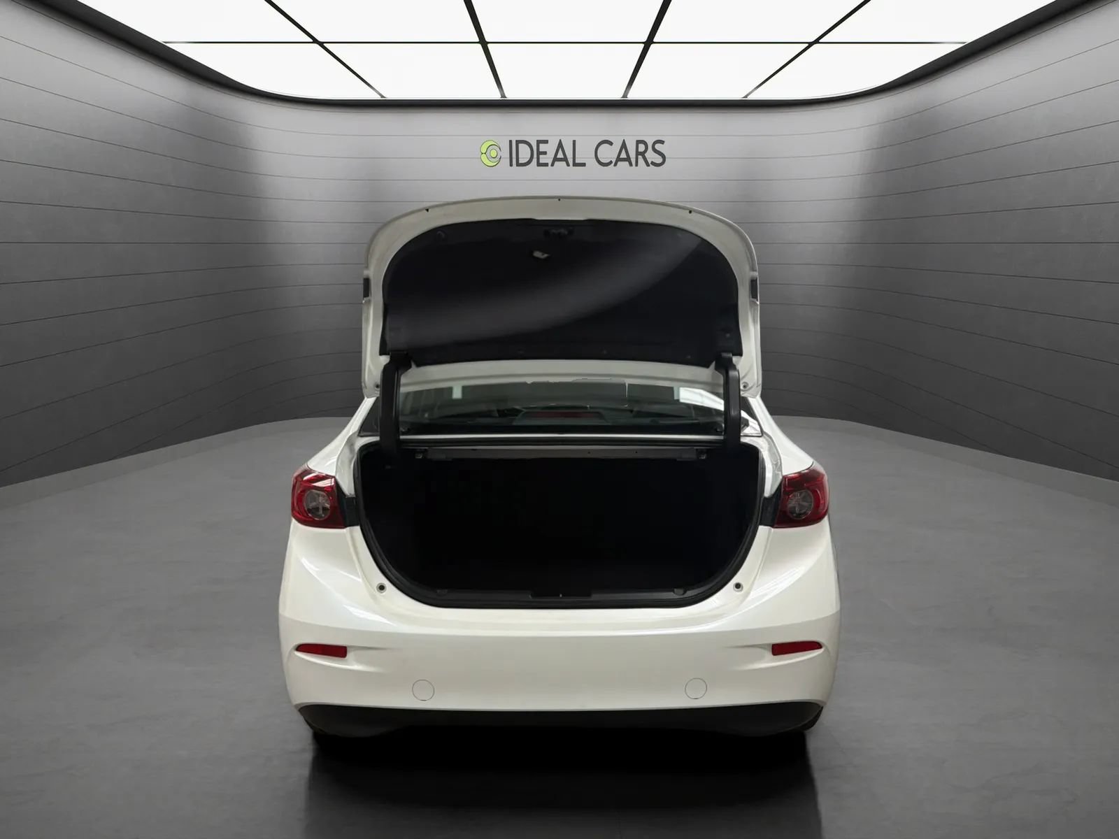 Used 2016 MAZDA MAZDA3 i Grand Touring FWD image 9