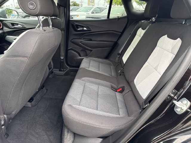 Used 2026 Chevrolet Trax RS FWD image 24