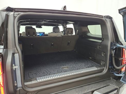 Used 2024 GMC Hummer EV 3X w/ Omega Edition AWD/4WD image 20