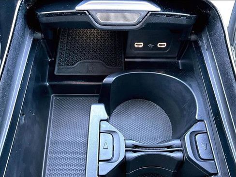 Used 2025 Mercedes-Benz C 300 Sedan image 26