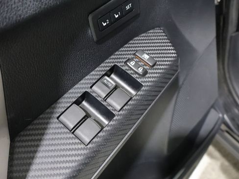 Used 2013 Toyota RAV4 Limited AWD/4WD image 14