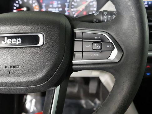 Used 2023 Jeep Compass Latitude w/ Sun and Sound Group AWD/4WD image 39