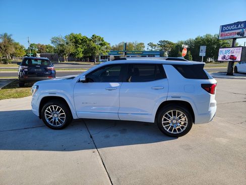 Used 2026 GMC Terrain Denali image 2