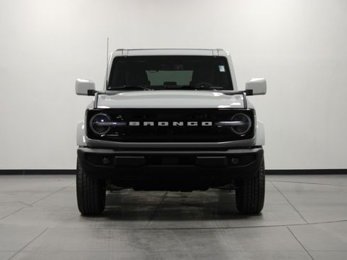 New 2026 Ford Bronco Outer Banks image 9