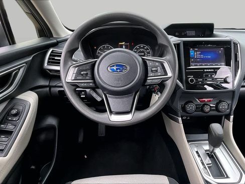 Used 2023 Subaru Forester AWD/4WD image 6