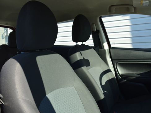 Used 2017 Mitsubishi Mirage ES image 19