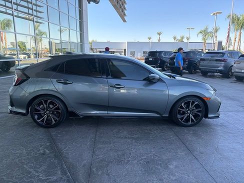 Used 2018 Honda Civic Sport Touring image 3