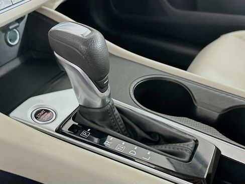 Used 2025 Nissan Altima 2.5 SV image 23