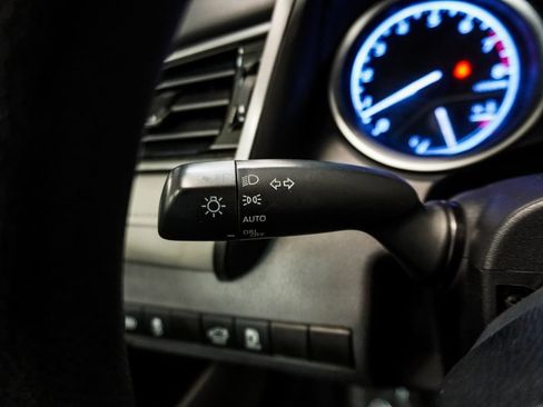 Used 2021 Toyota Camry LE w/ Convenience Package image 19