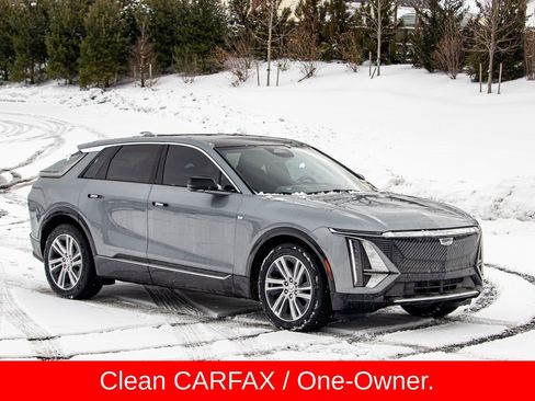 Used 2024 Cadillac Lyriq Tech w/ LPO, Floor Liner Package AWD/4WD image 11