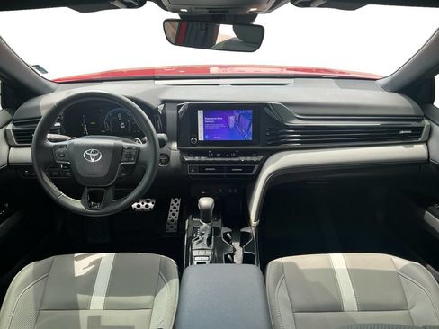 Used 2026 Toyota Camry SE w/ Convenience Package FWD image 17