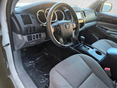 Used 2015 Toyota Tacoma 4x4 Access Cab V6 image 9