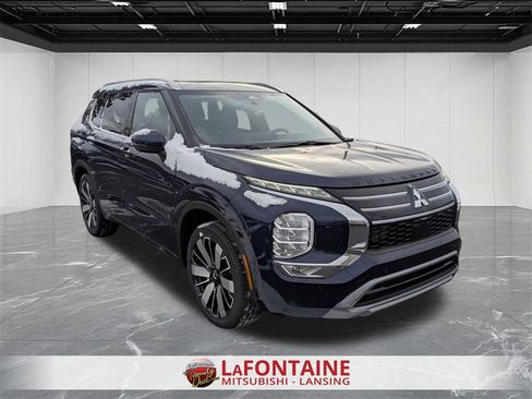 New 2026 Mitsubishi Outlander SEL image 7