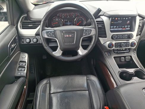 Used 2016 GMC Yukon SLT w/ Open Road Package AWD/4WD image 12