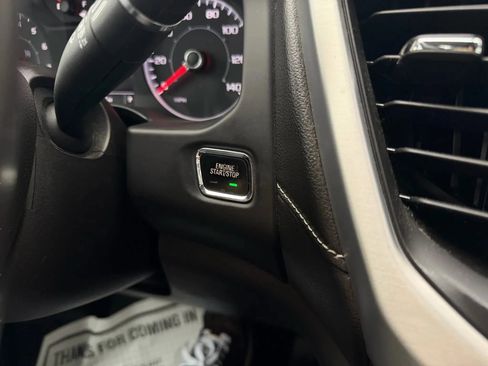 Used 2019 GMC Acadia SLE image 31