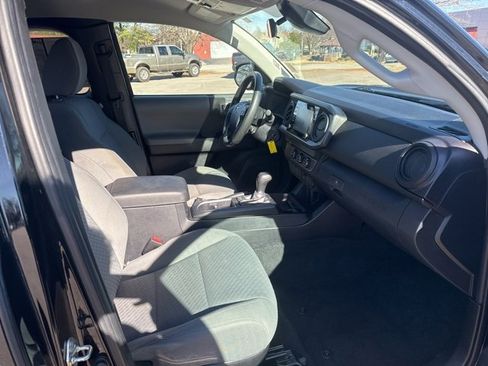 Used 2020 Toyota Tacoma SR w/ Phone Cable & Charge Package image 20