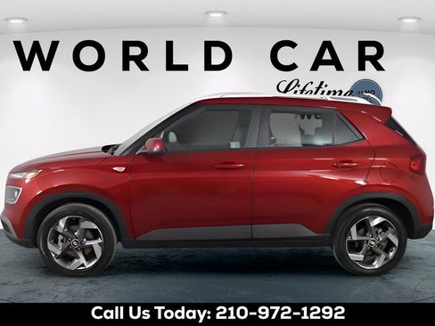 New 2025 Hyundai Venue Limited image 4