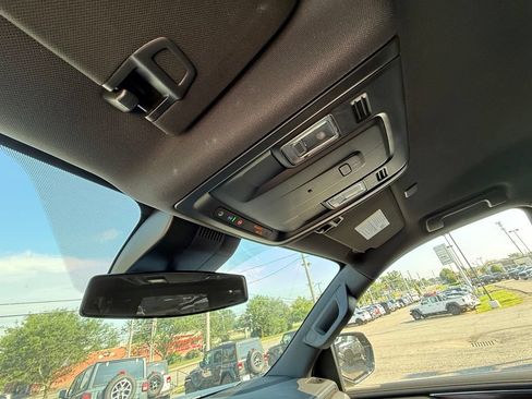 Used 2024 GMC Yukon XL SLE w/ Max Trailering Package AWD/4WD image 22