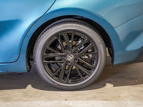 New 2026 Toyota Camry SE FWD image 8