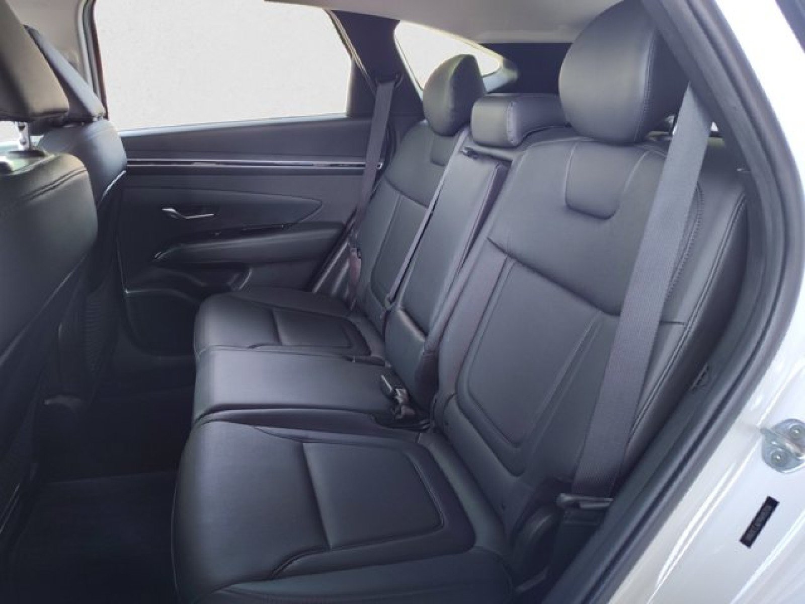 Used 2022 Hyundai Tucson SEL w/ Convenience + Premium Package AWD/4WD image 18