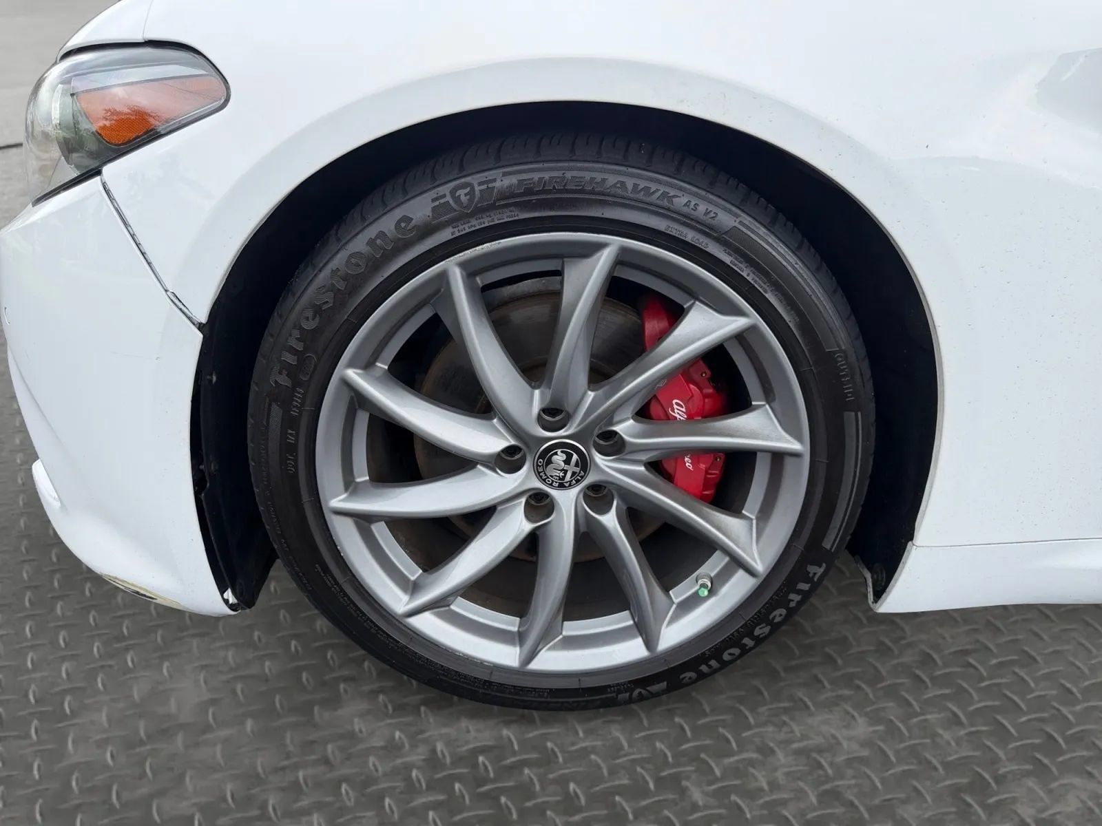 Used 2023 Alfa Romeo Giulia Sprint RWD image 10