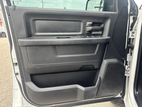 Used 2016 RAM 1500 Express RWD image 15