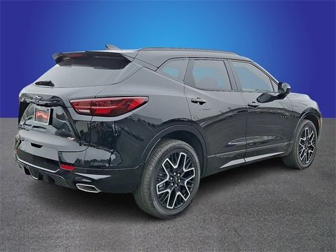 New 2026 Chevrolet Blazer RS image 3