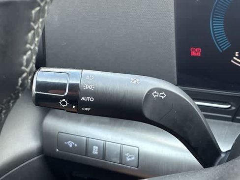 Used 2024 Hyundai Kona SEL FWD image 27