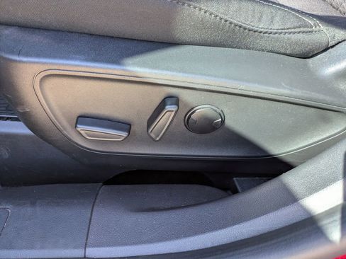 Used 2023 Ford Escape Active image 8