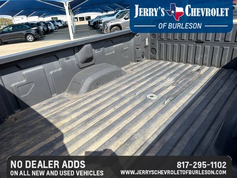 Used 2024 Chevrolet Silverado 2500 High Country w/ Technology Package AWD/4WD image 10