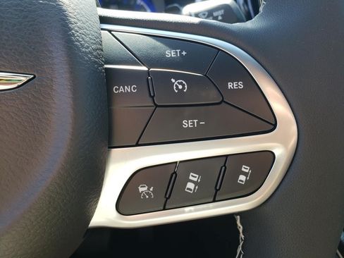 New 2026 Chrysler Voyager LX FWD image 20