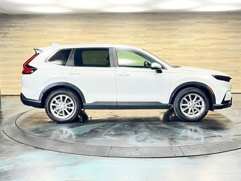 Used 2024 Honda CR-V EX-L image 10