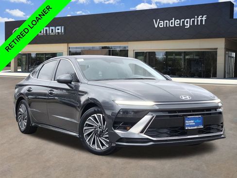 New 2025 Hyundai Sonata SEL image 1