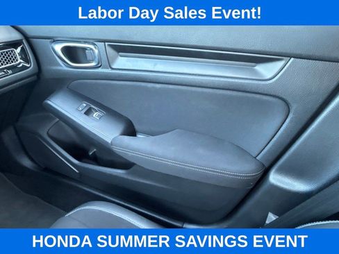 Used 2025 Honda Civic Sport image 18
