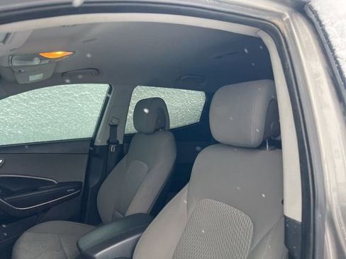 Used 2016 Hyundai Santa Fe Sport image 16