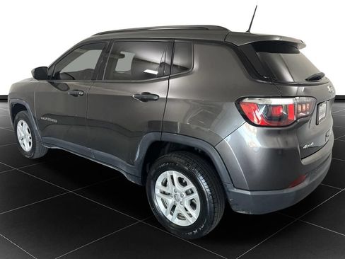 Used 2018 Jeep Compass Sport w/ Cold Weather Group AWD/4WD image 3
