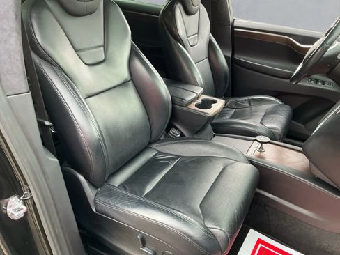 Used 2017 Tesla Model X 100D image 23