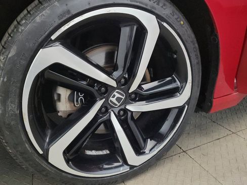 Used 2018 Honda Accord Sport image 31