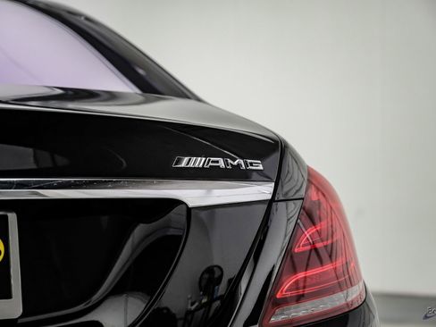 Used 2016 Mercedes-Benz S 63 AMG S 63 AMG 4MATIC image 16