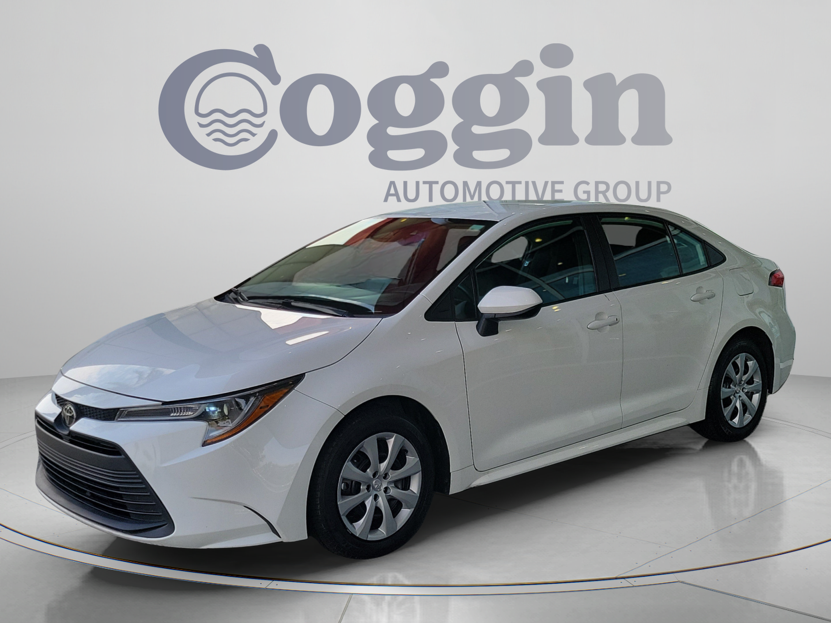 Used 2024 Toyota Corolla LE FWD image 1