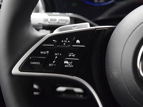 New 2026 Mercedes-Benz EQS 550 4MATIC SUV image 24