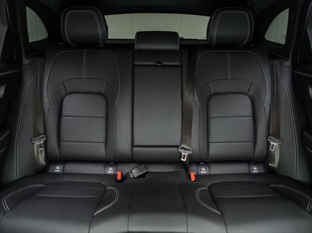 New 2026 Jaguar F-PACE R-Dynamic S AWD/4WD image 17